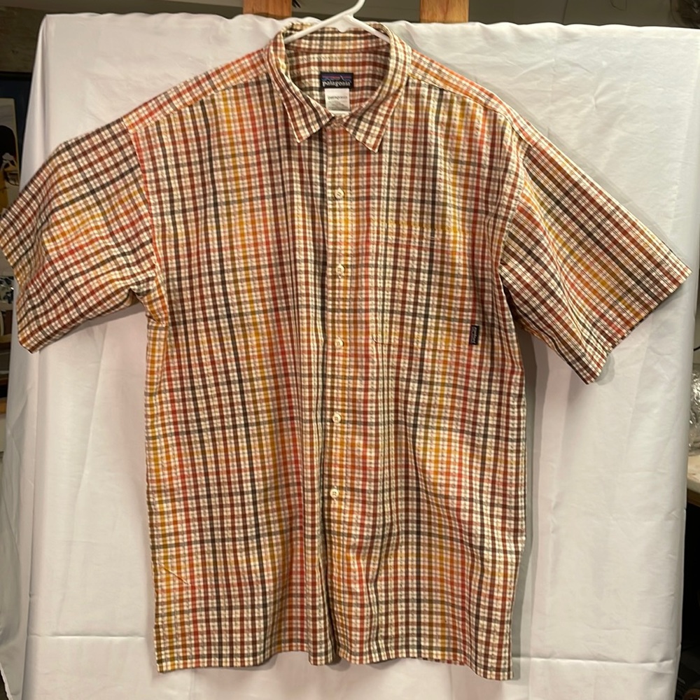 Patagonia shortsleeved casual.  Great for vacation or casual events